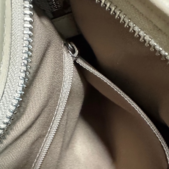 Vintage Coach Beige Crossbody Bag - Picture 14 of 16